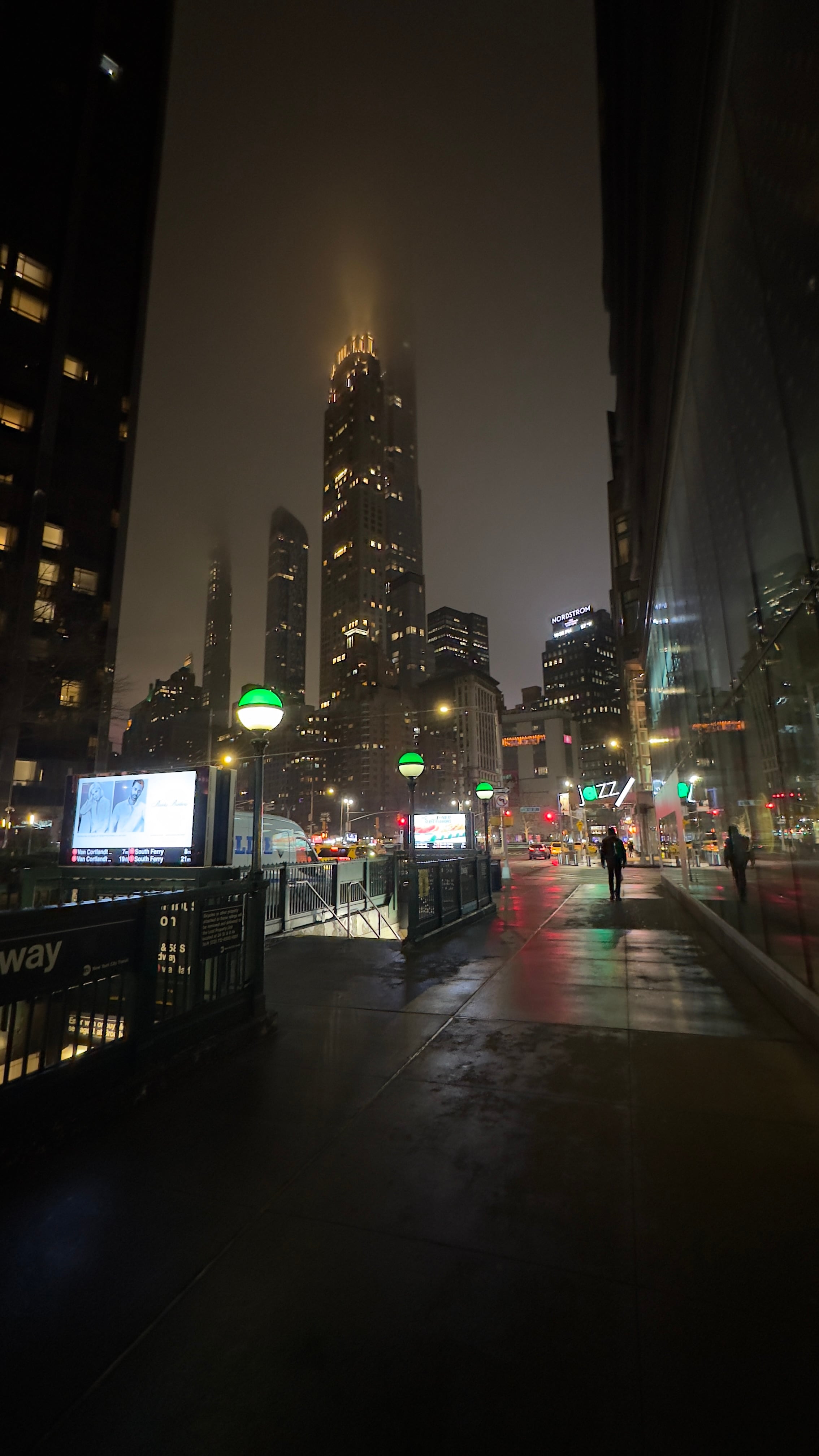 Street photograph — New York City, urban life